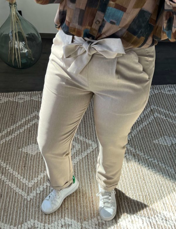 Pantalon beige, vêtement femme, boutique dole,